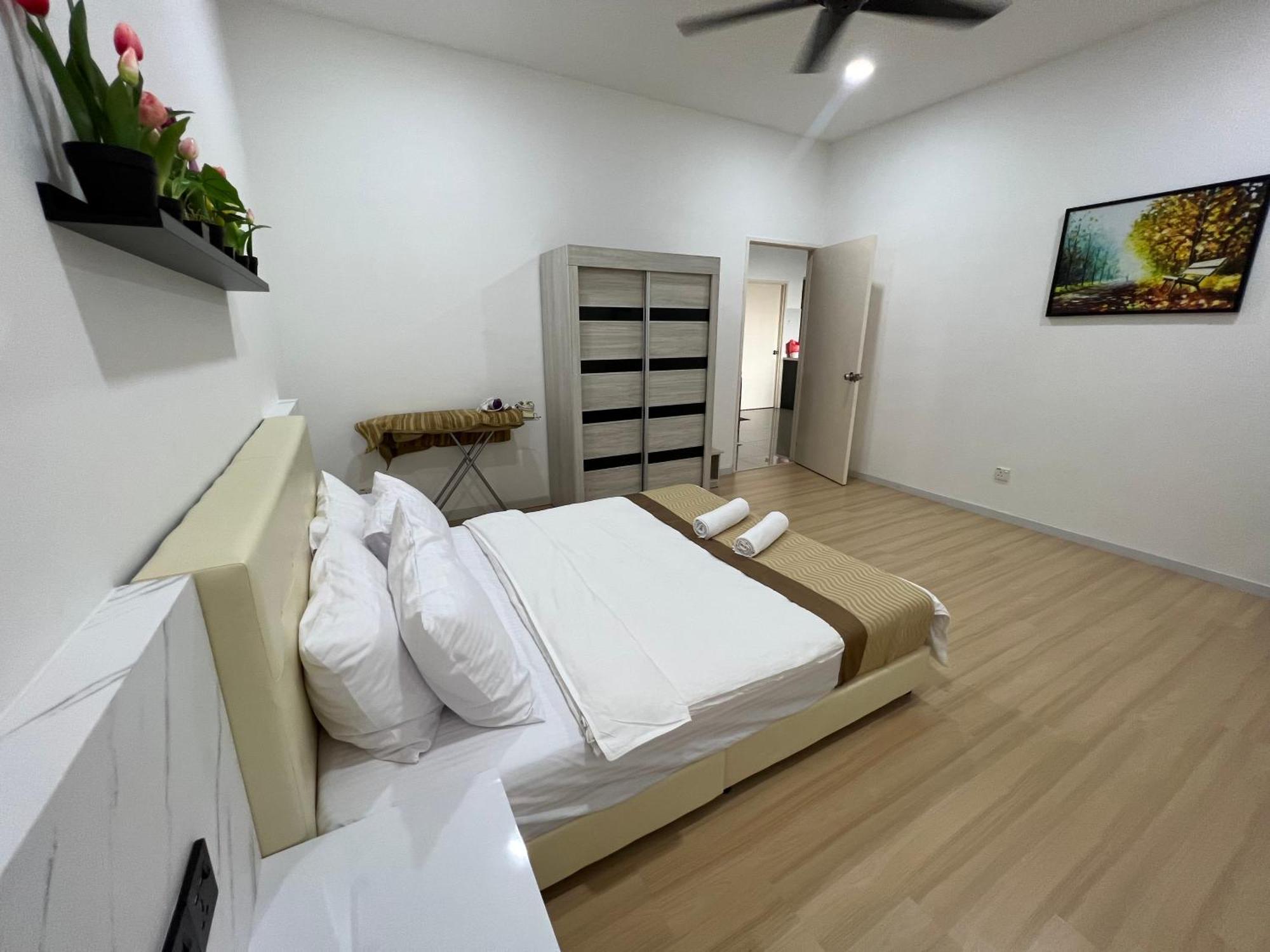 Home Away From Home In Taiping - Newly Upgraded! Eksteriør billede